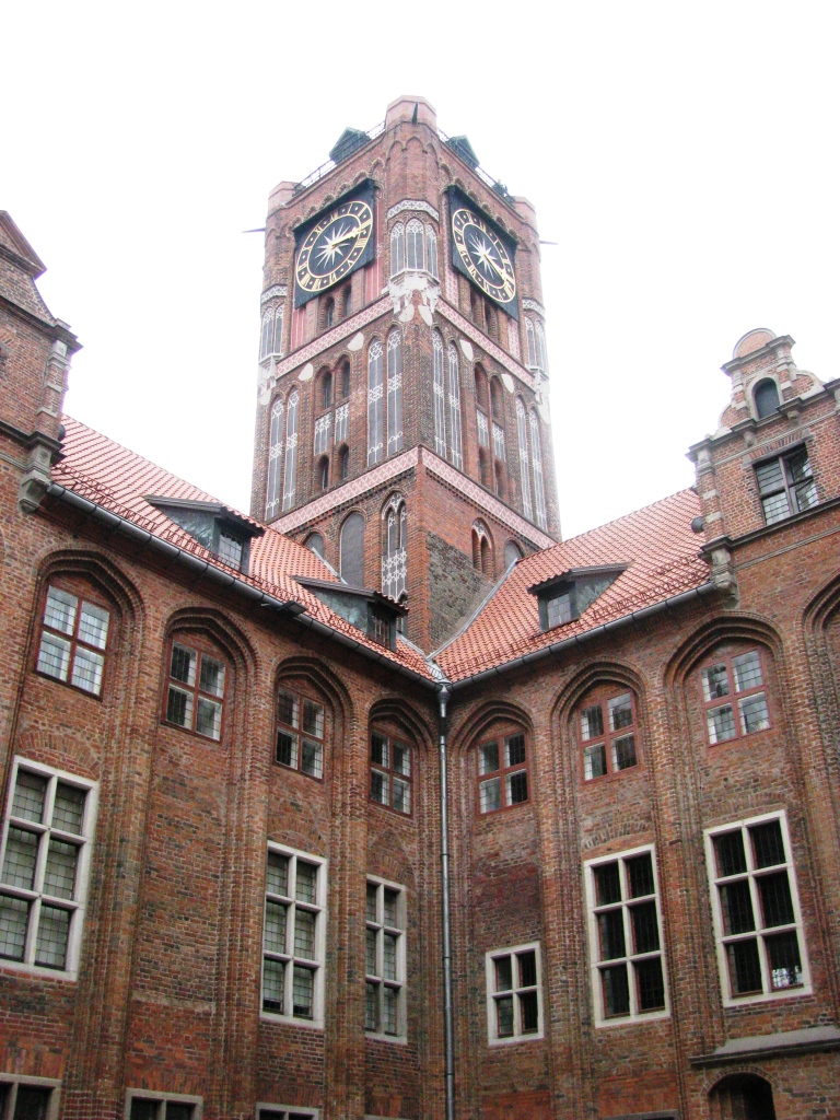 Ratusz z dziedzińca